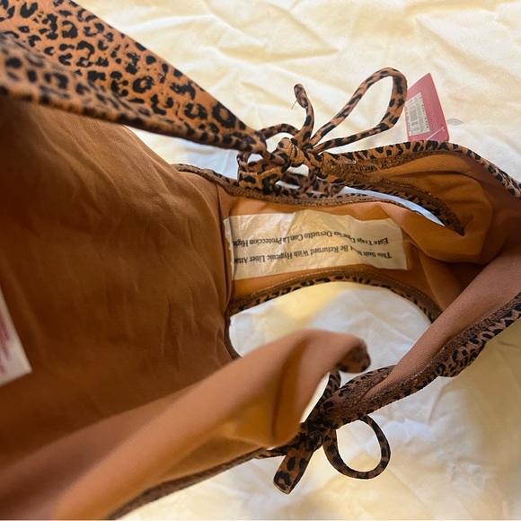 Leopard Print Bikini Set, new with tags - Picture 7 of 8